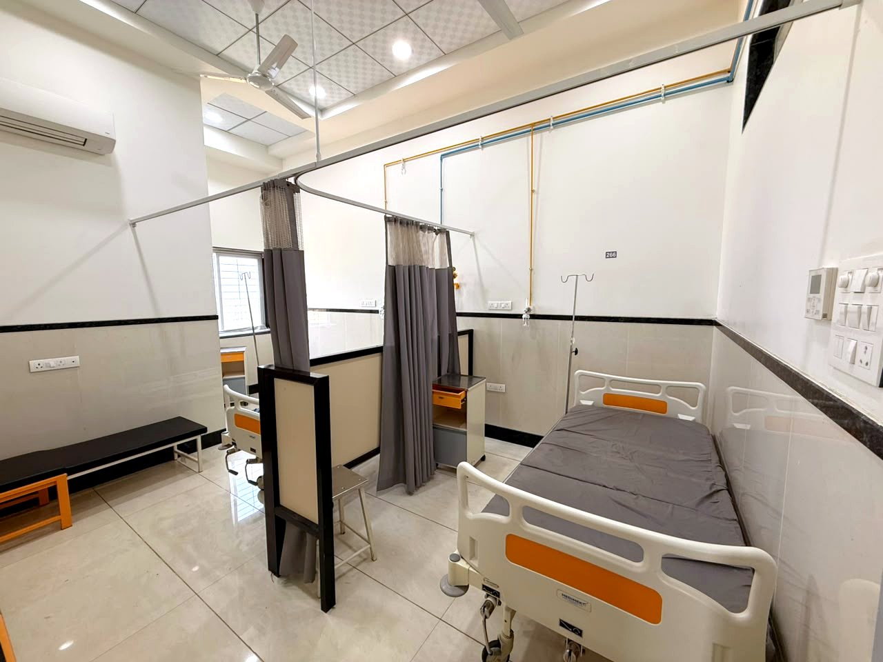 Semi-Special Twin Rooms